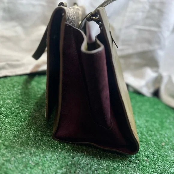 Z-Spoke Zac Posen Green & Burgundy with Snake Skin Pattern Shoulder Bag - Picture 11 of 11